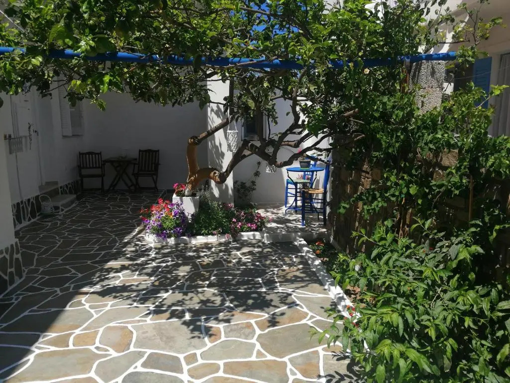 Nick's Studio 1 (With private garden)