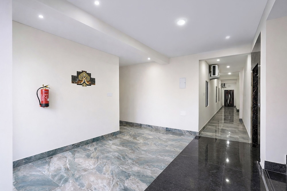 FabHotel Golden Suites Near Puri Beach