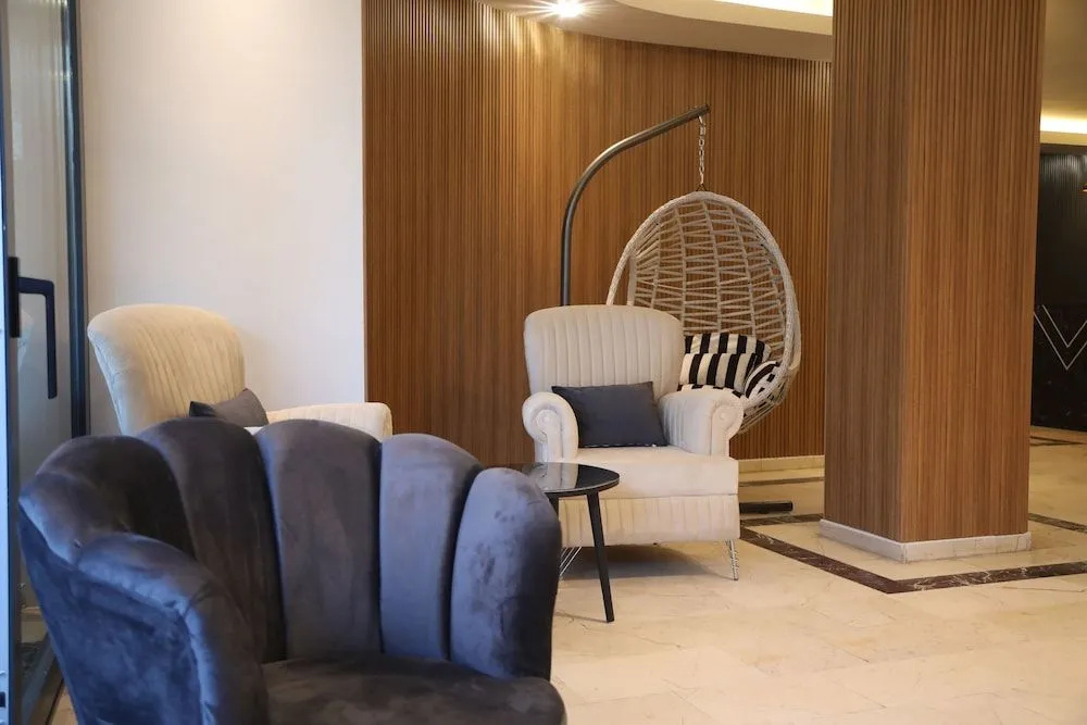 ARDOS PARK HOTEL