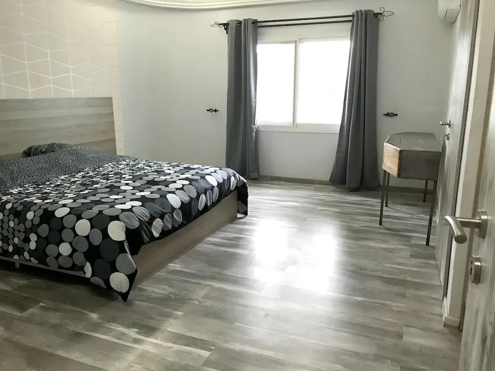 House With 3 Bedrooms in Lomé, With Pool Access, Enclosed Garden and W