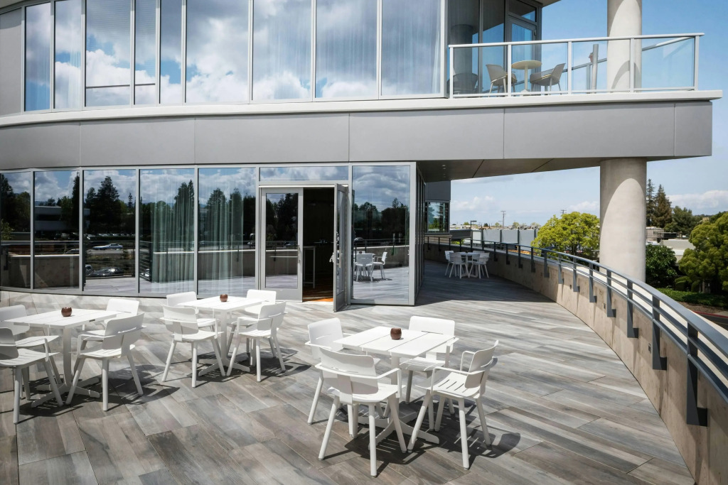 Hotel Nia, Autograph Collection