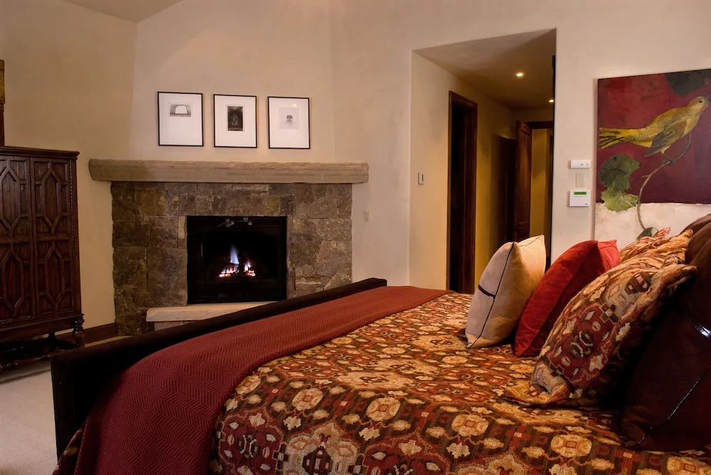Cloud Nine - Four Bedroom Home