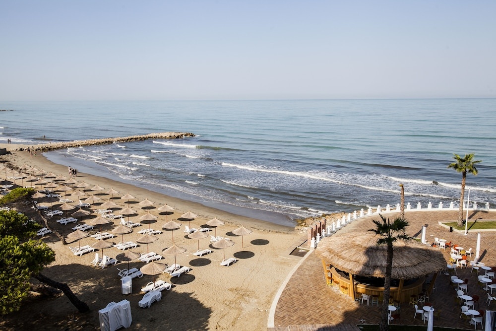 Prestige Resort