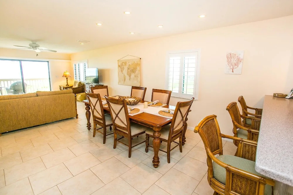 SEA -222 3BR Ocean View Pool Free Tix