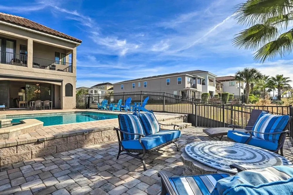 Luxe Reunion House w/ Private Pool: Near Disney!