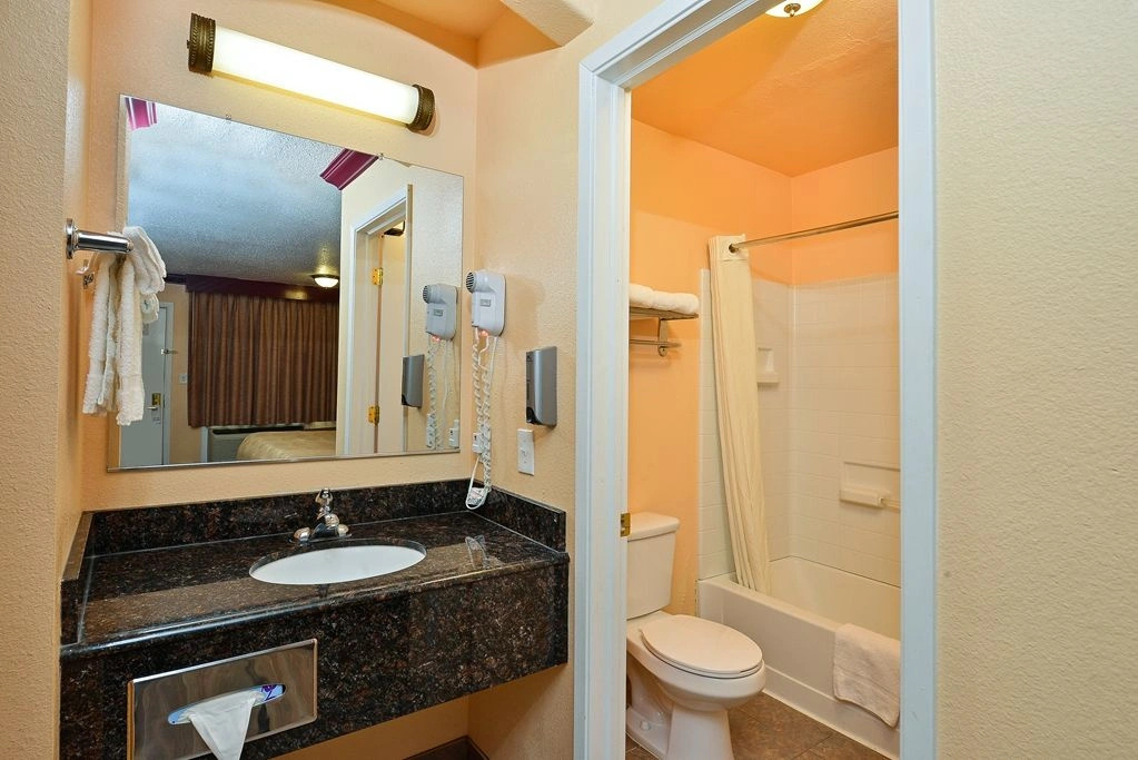 Americas Best Value Inn Marysville