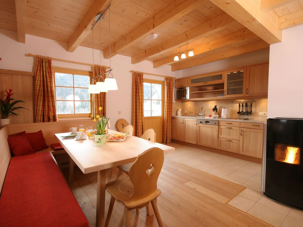 Serene Chalet in Altaussee with Sauna