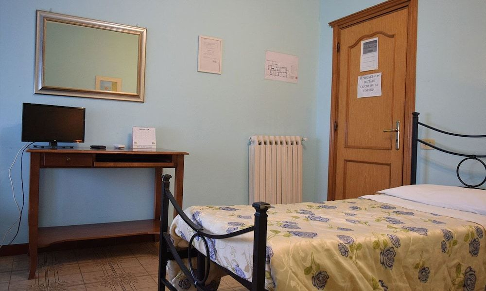 Airport Torre Clementina INN