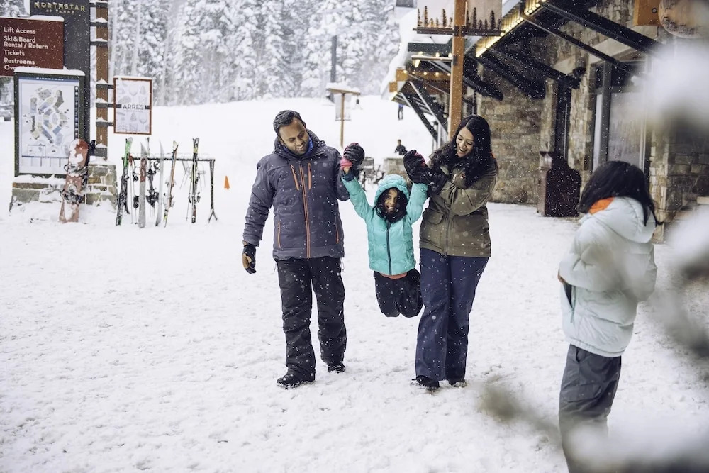 Beautiful 3-Bedroom Contemporary Mountain Home in Northstar by RedAwning Save 10% on 3 Nights, 15% on 5 Nights!