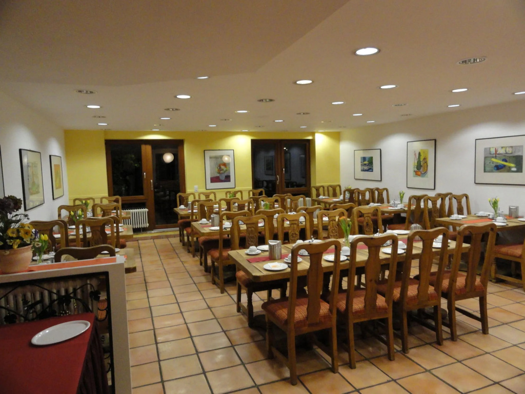 Solitaire Hotel