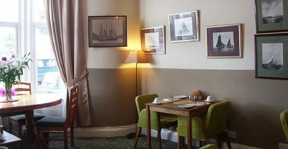 Commodore Guesthouse, Seaside Holiday Suites