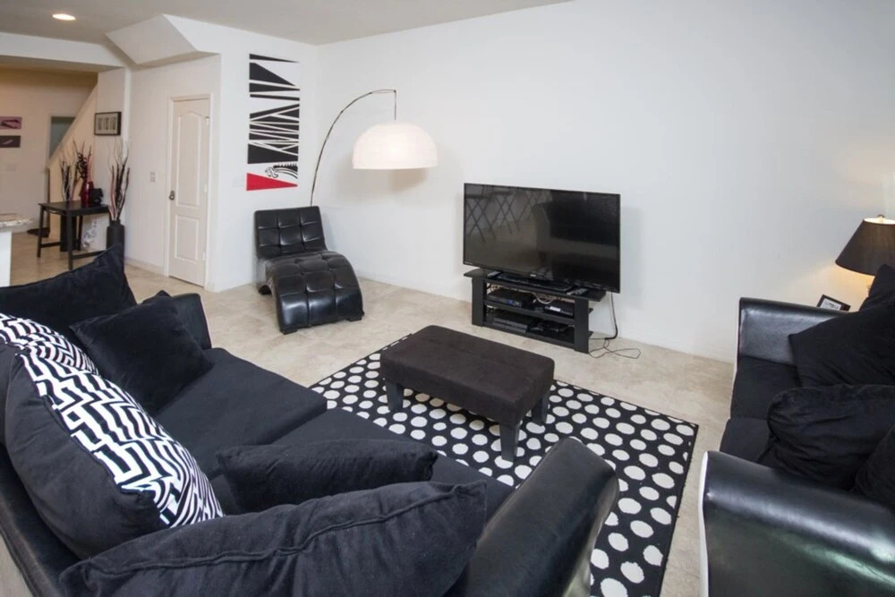 Compass Bay 3131