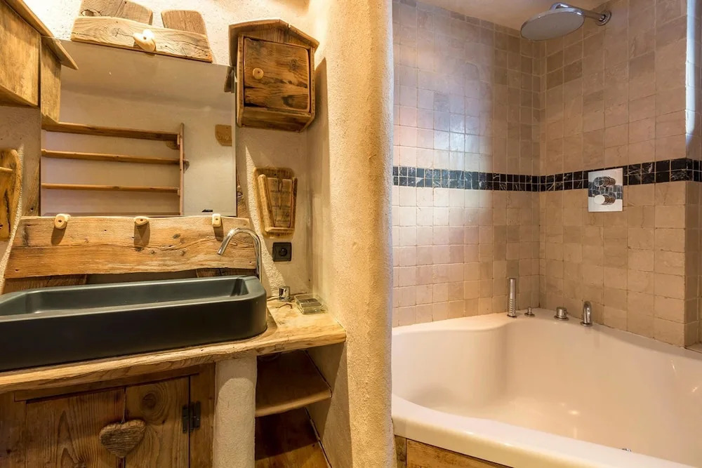 Bosset - Appartement, style chalet. Bien équipé avec cheminée.