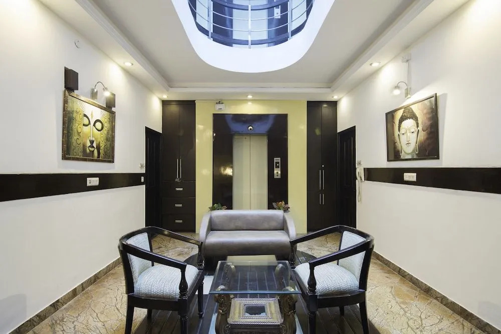 Treebo Four Sight Sector - 14 Gurgaon