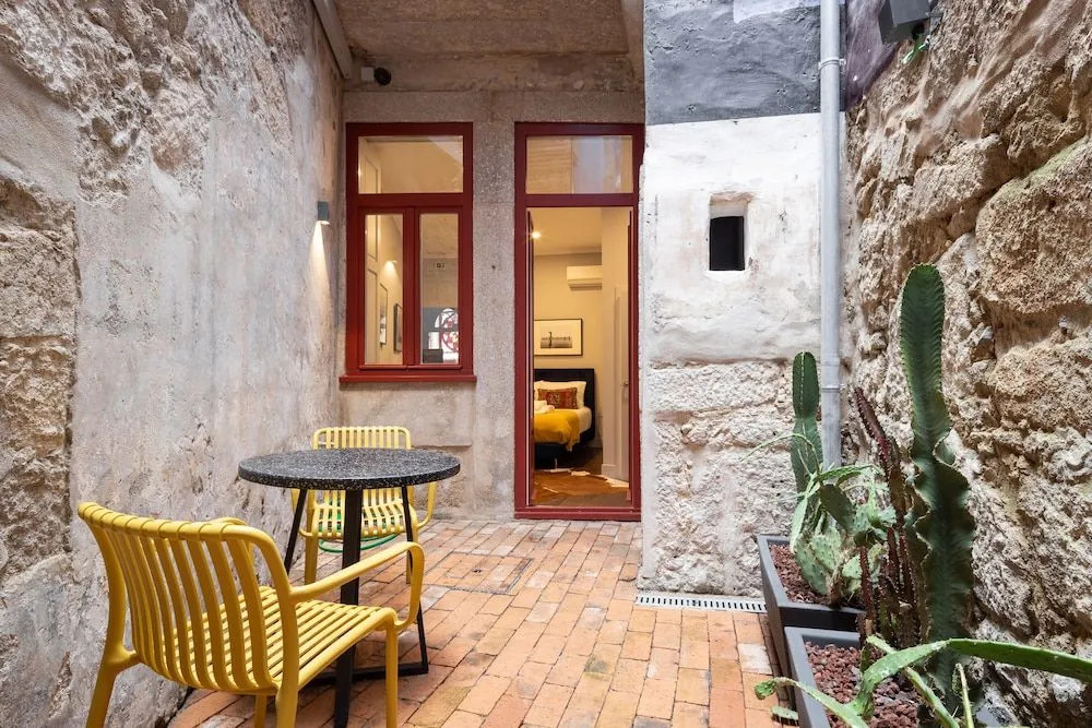 Utopian - Design Suites Porto