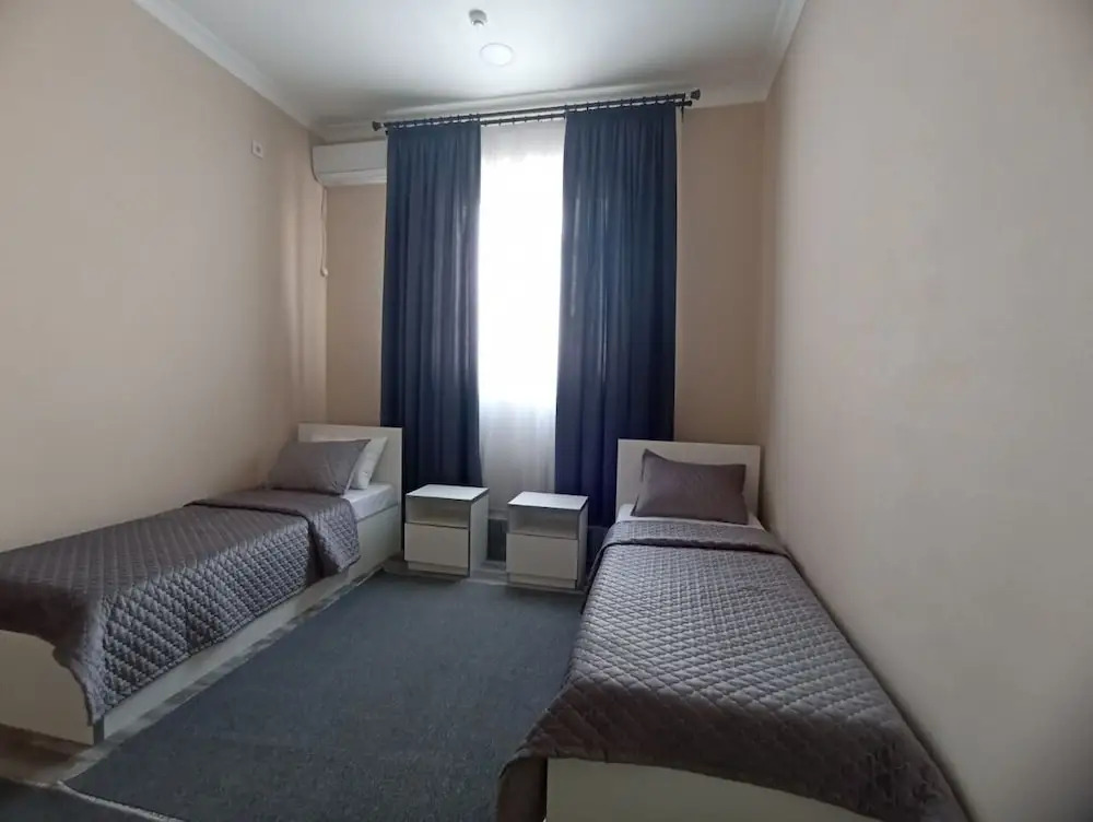 Avtoteh Hotel