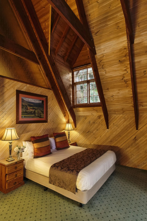 Mt Tamborine Stonehaven Manor