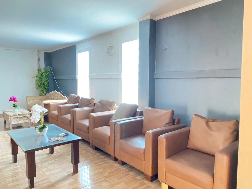Arta Garden Guest House & Hostel