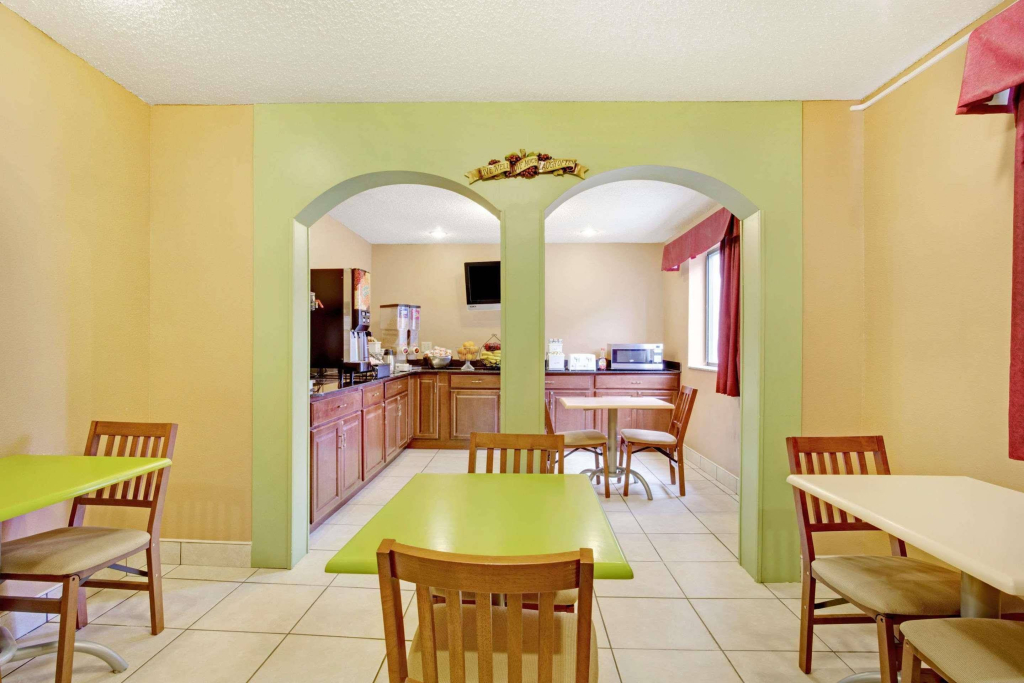 Econo Lodge Spotsylvania Town Center