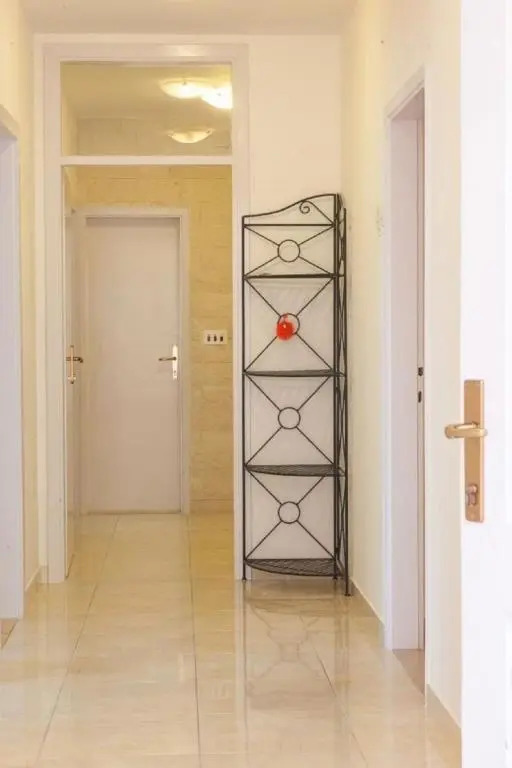 Apartments Nataša - 100m from sea