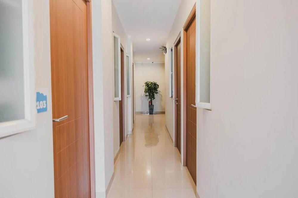 Kost M25 Hostel by Reddoorz