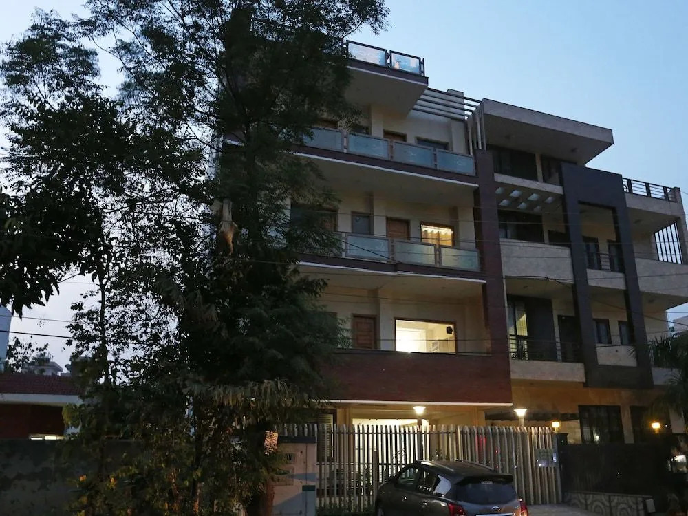 OYO 14444 JMK House