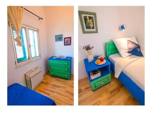Villa Jadranka with pool and private beach
