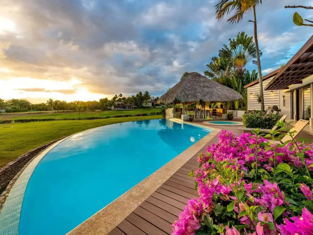 Sunny Vacation Villa 56