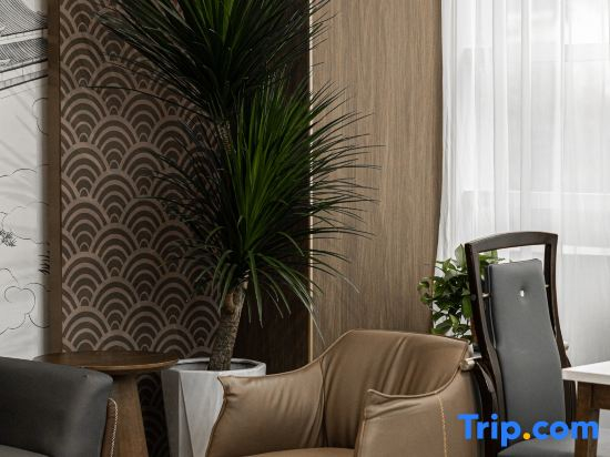 Ruyi Feitian International Hotel (Qilihe Bridge Branch, West Lanzhou Railway Station)
