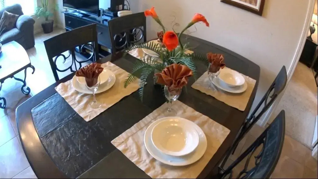 914 Charo Pkwy  111 3 Bedrooms, 3 Bathrooms
