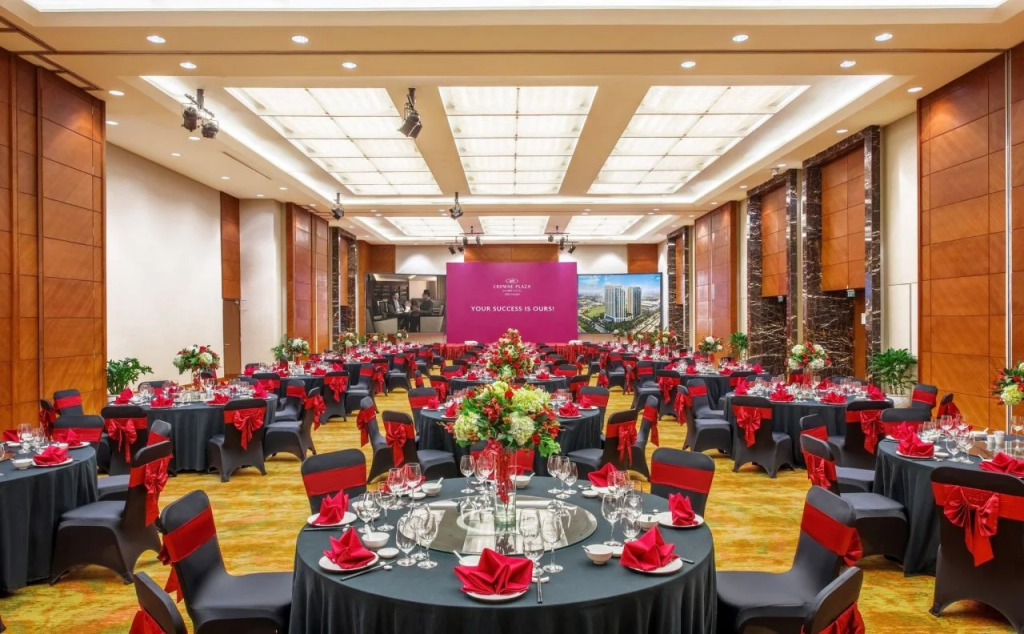 Crowne Plaza West Hanoi Residences