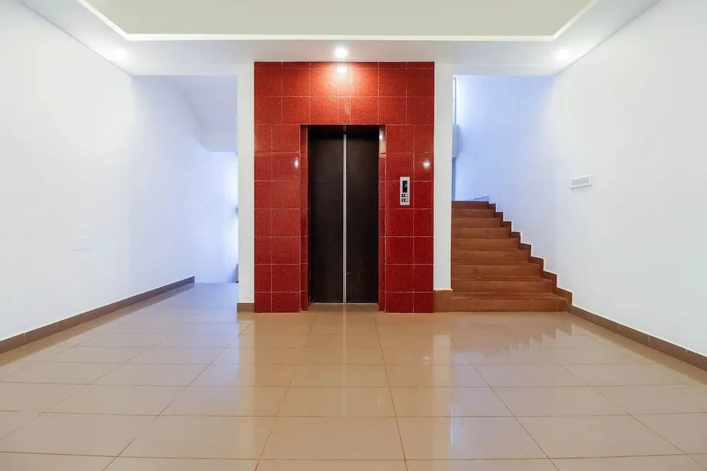 Oyo 28076 Samrudhi Residency