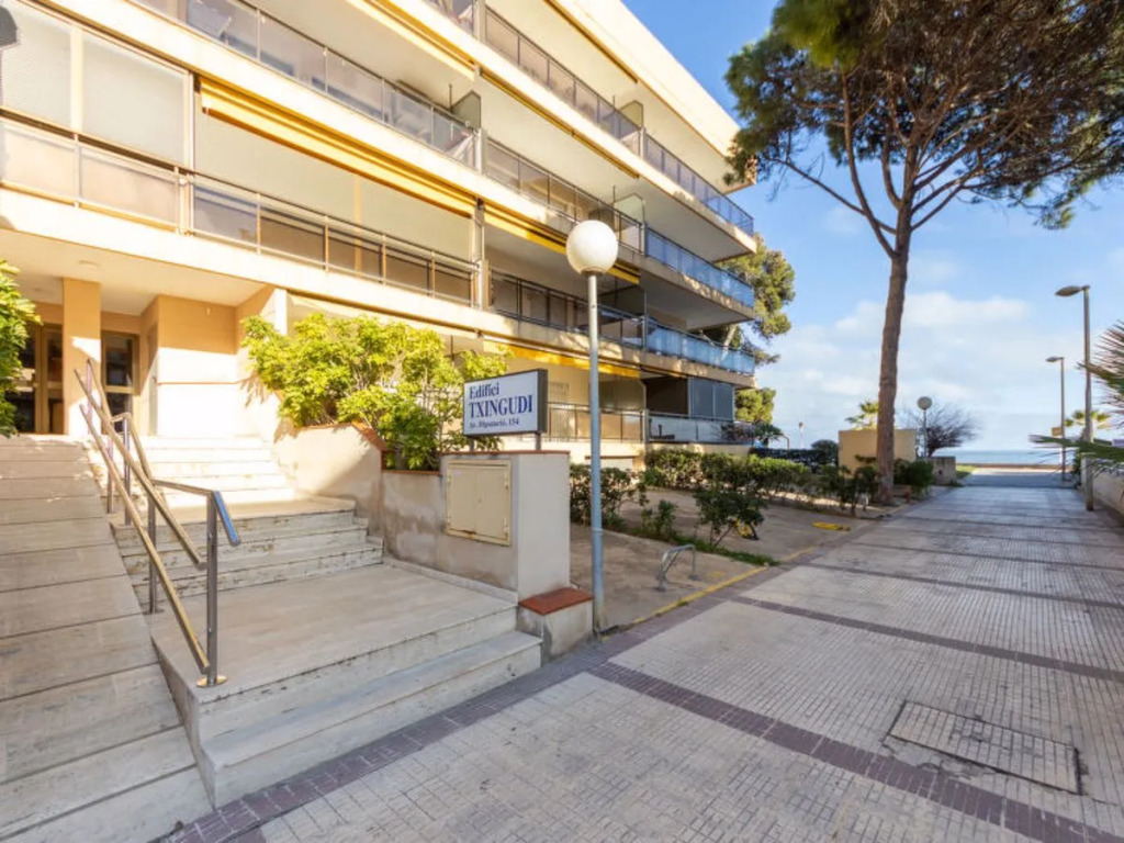 UHC Txingudi Apartments