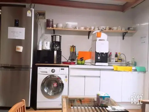 Able Guesthouse Hongdae 2