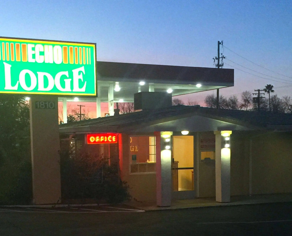 Echo Lodge