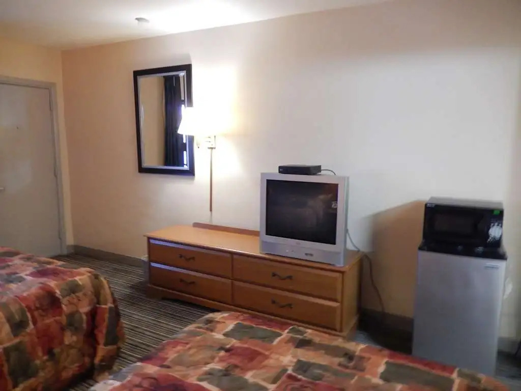 Scottish Inns and Suites- Bordentown, NJ