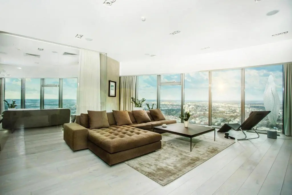 30th+ Floor Apartments in Sky Tower