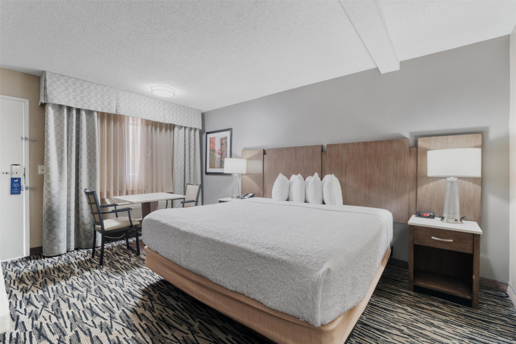 Best Western Los Alamitos Inn & Suites