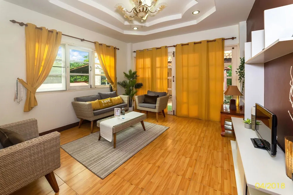 Villa Adelle Bang Tao 2 bedroom house
