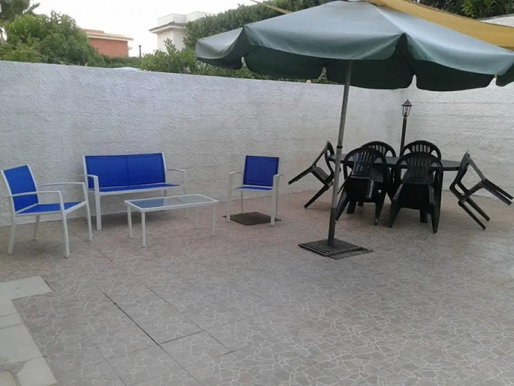 Studio in Lido di Noto, With Enclosed Garden and Wifi