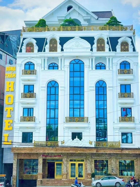 Đông Thắm Hotel