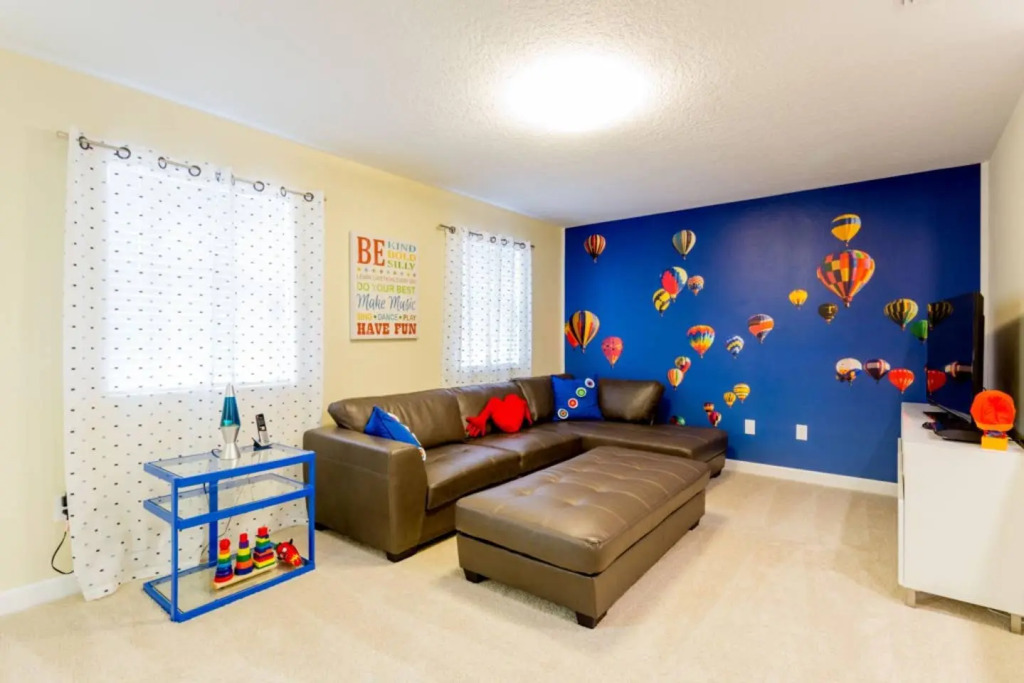 Amazing 5 bedroom home - Champions Gate Resort