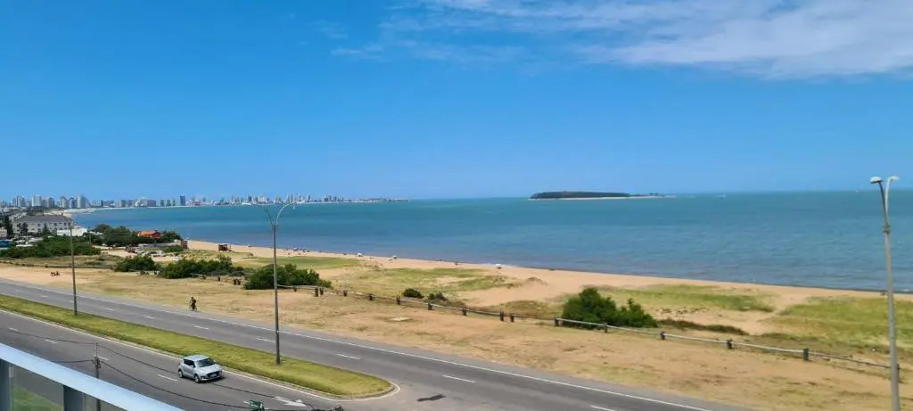 Apartamento frente al mar primera linea de la mansa Pda 26 punta del este penthouse