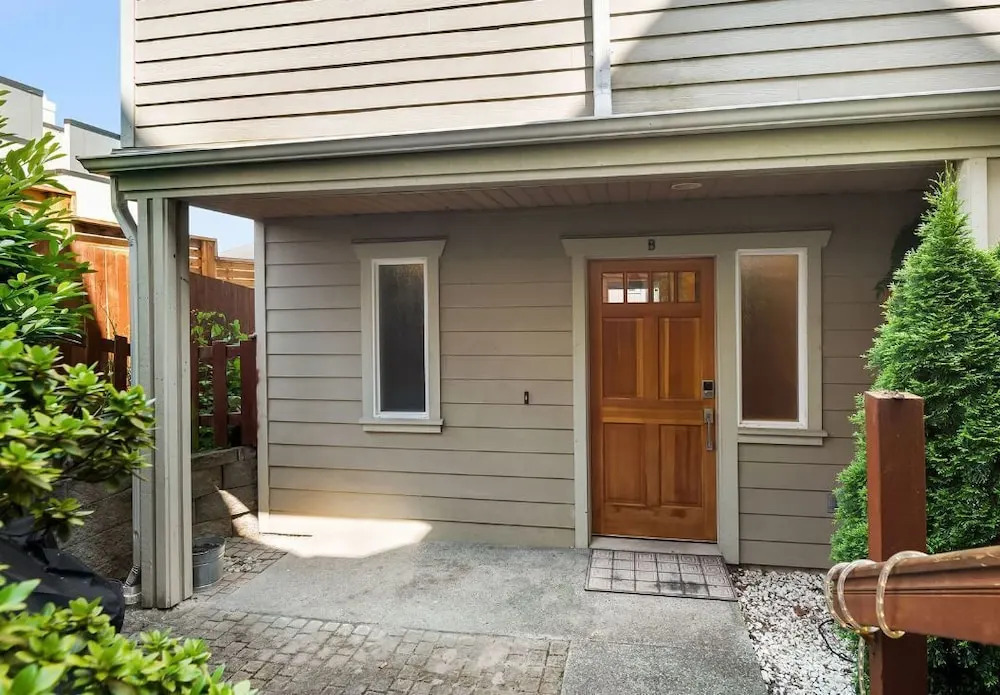 Seattle Vacation Home: Life's A Game