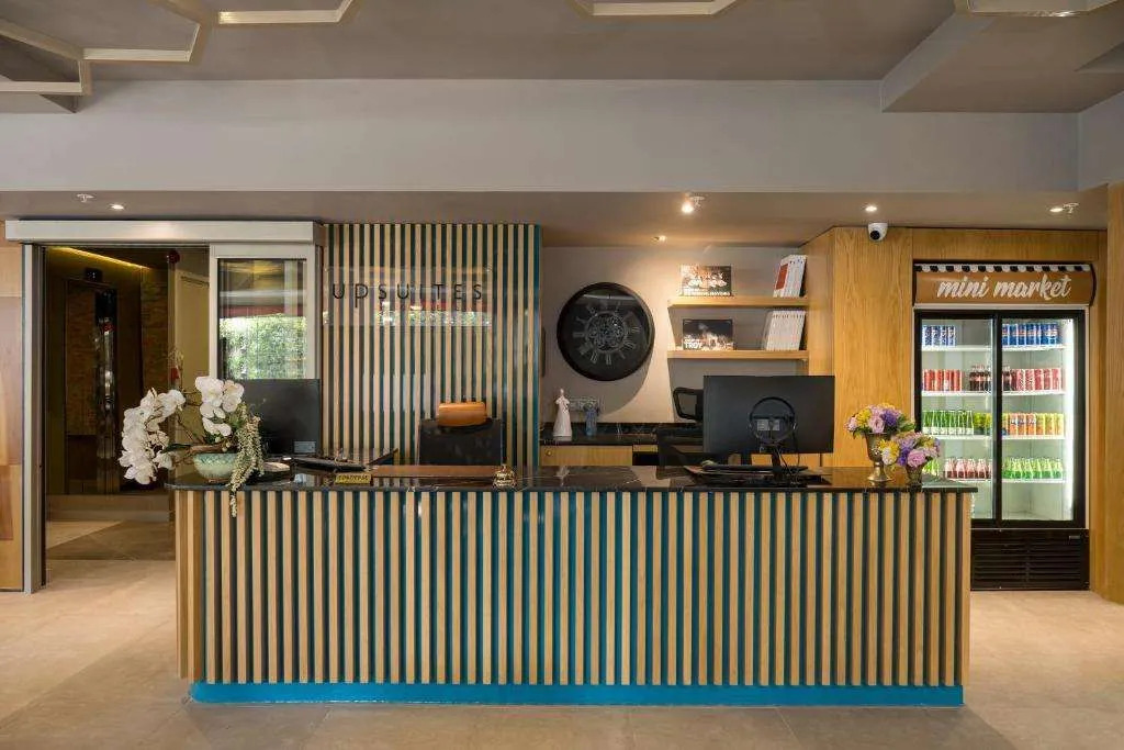 Upsuites Hotel