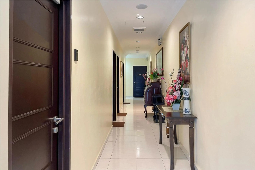 OYO 90369 Safari Hotel Lumut