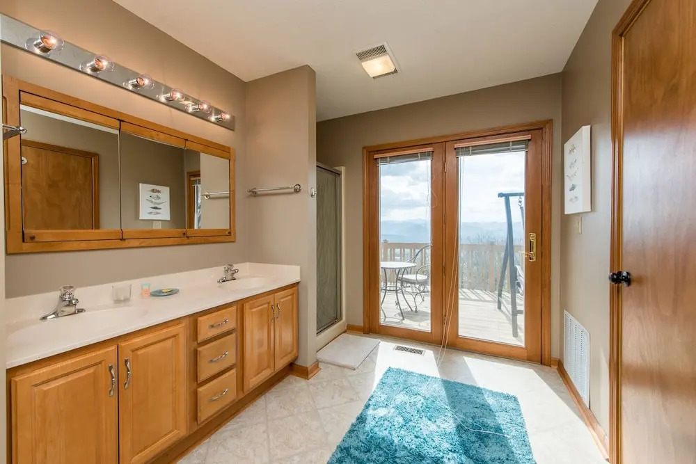 Sunset Peaks - 3 Br Home