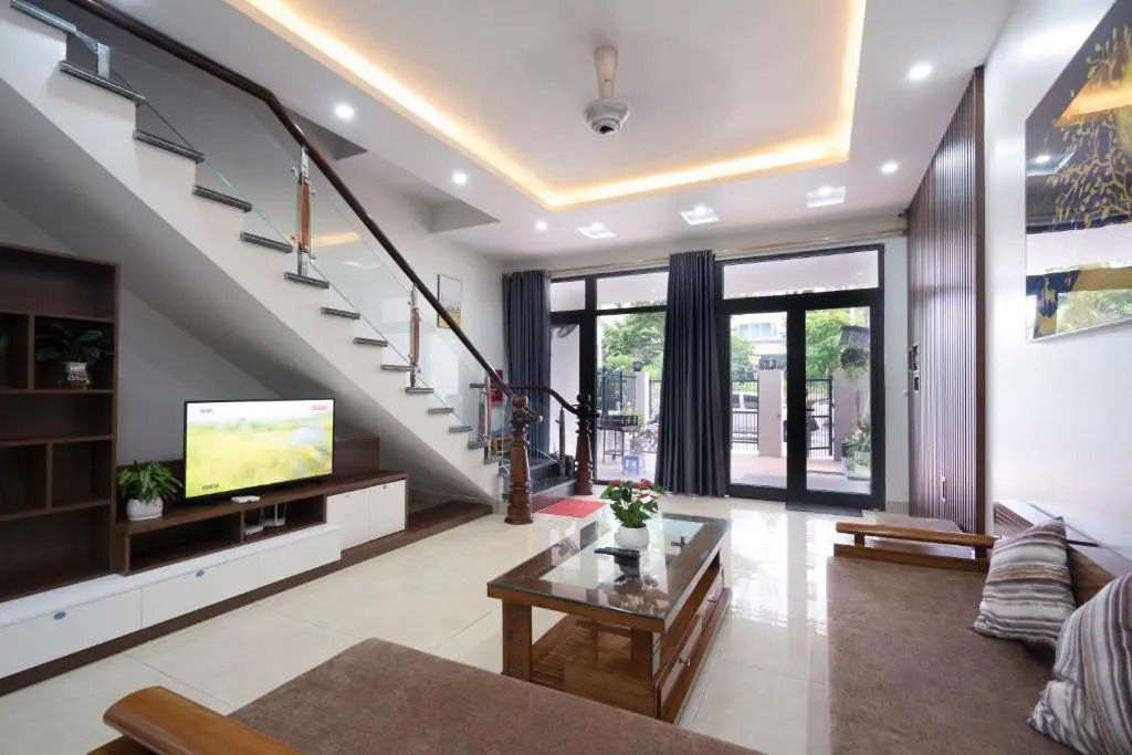 Sonny Homestay 2 -Căn liền kề 5PN -Khu Greenbayvillage - Đường Hoàng Quốc Việt -Trung tâm KDL Bãi Cháy