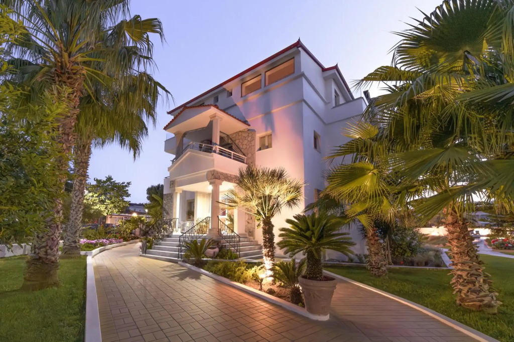 Tresor Hotel