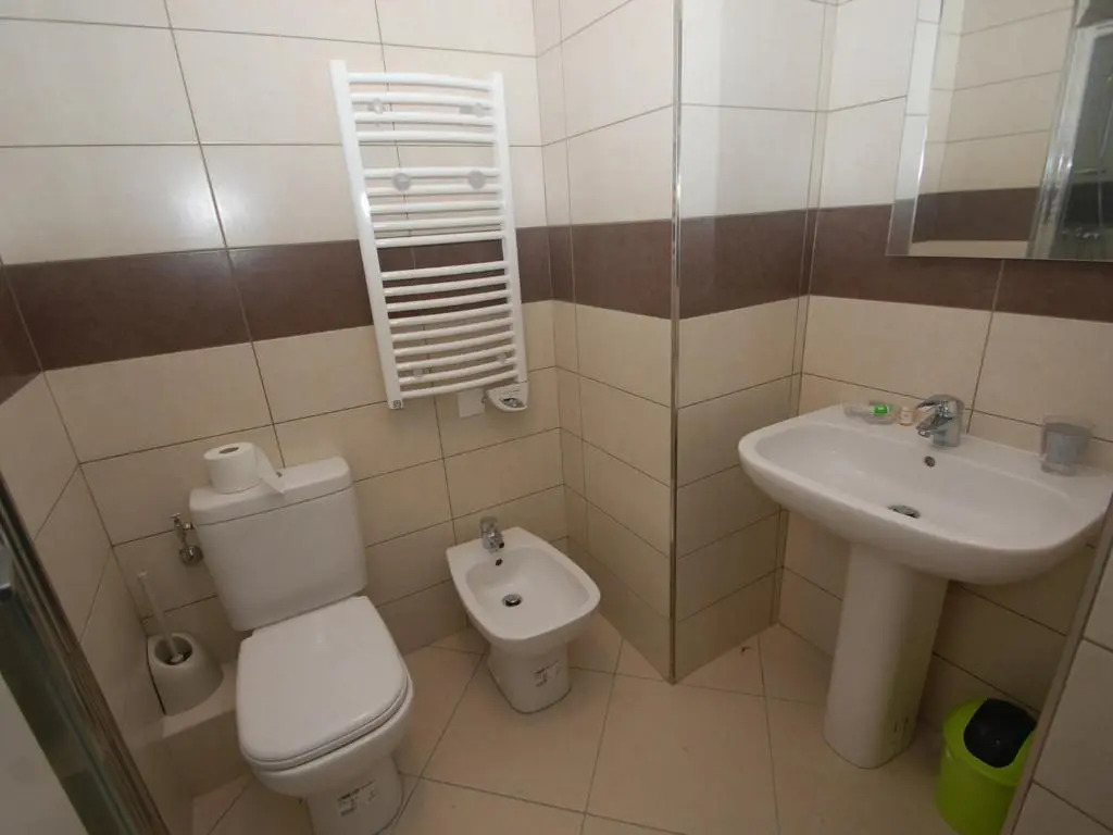 Appartement Menton, 2 pièces, 4 personnes - FR-1-196-200